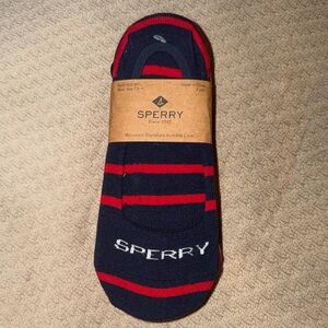 Sperry Women’s Invisible Liner Socks in Navy and Red